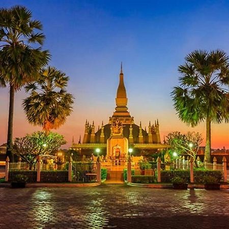 Green Land Hotel Ban Nongdouang Esterno foto