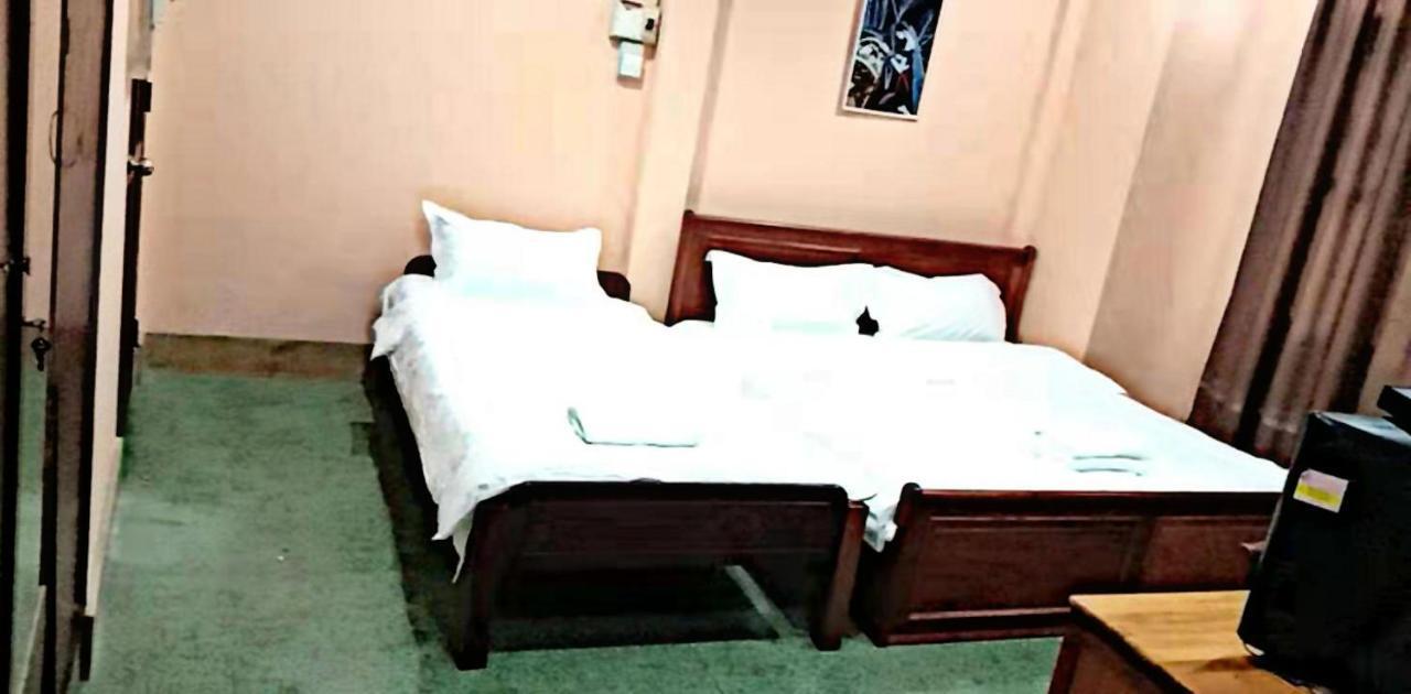 Green Land Hotel Ban Nongdouang Esterno foto